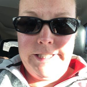 Meet your Posher, Betsy